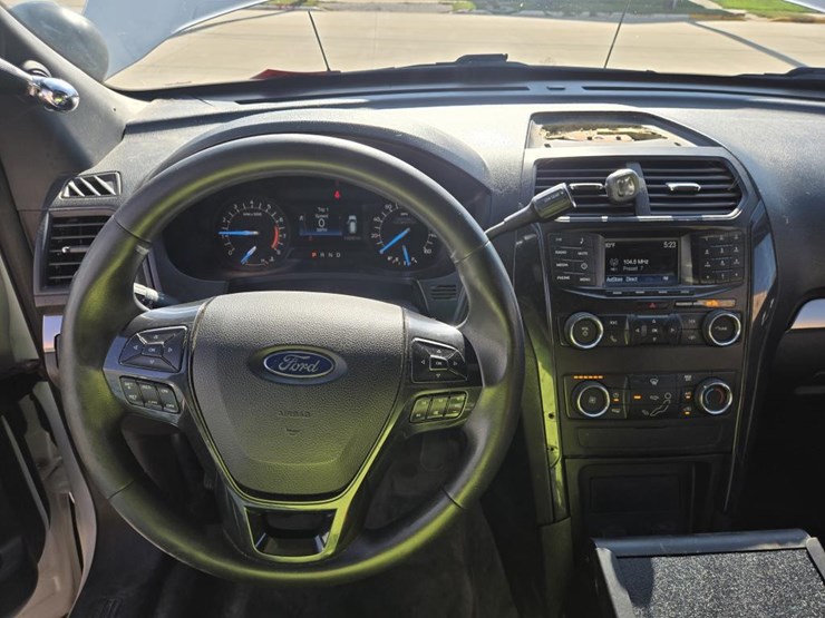 #1825-•-2019-ford-police-interceptor-suv-image-20