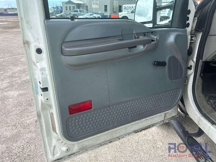 2000-ford-f550-image-5