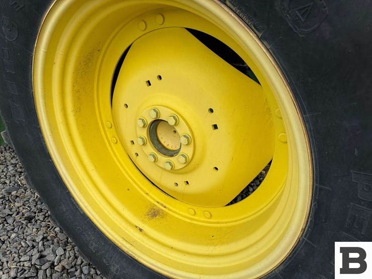 2012-john-deere-6430-image-38