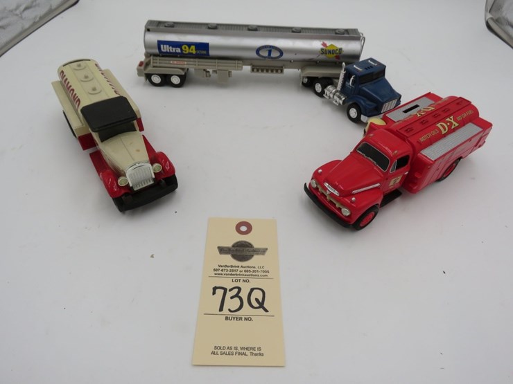 oil-company-advertising-toy-truck-group-image-1