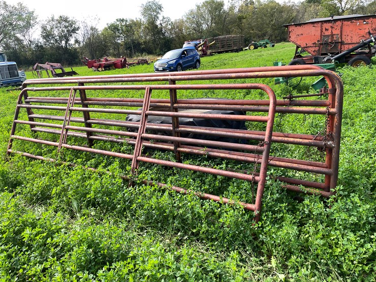 #4460-•-(3)-cattle-gates-image-3