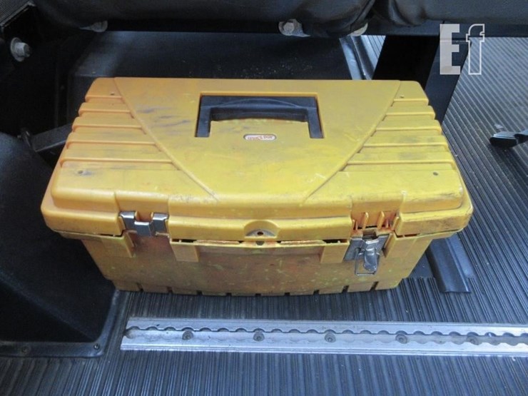 2011-ford-e450-image-13