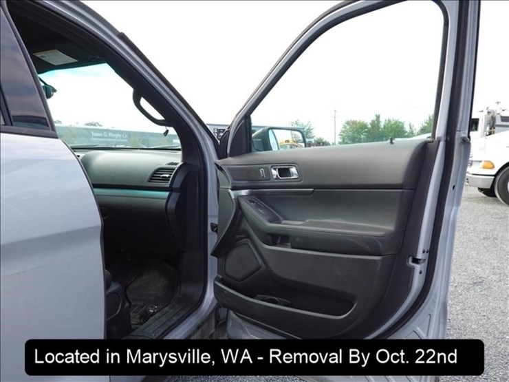 2014-ford-explorer-image-25