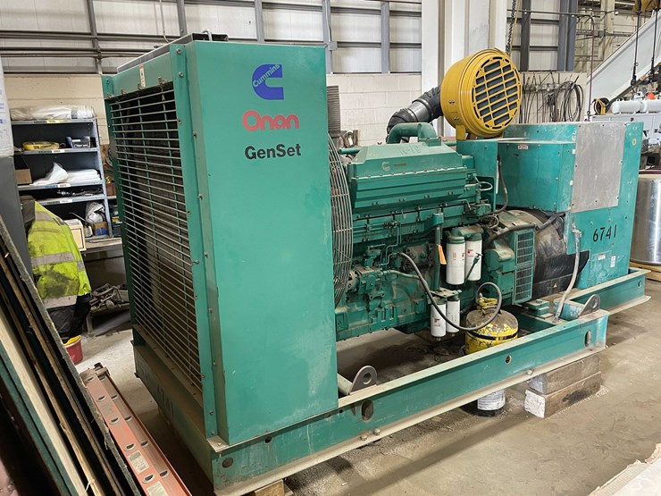 #8615-•-1999-cummins-dfeh-generator-(aps)-image-108
