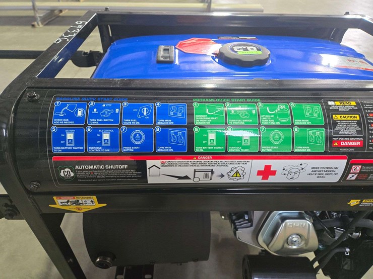 new/unused-duro-max-dual-fuel-xp12000hx-portable-generator-image-12