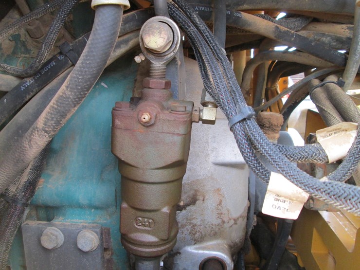 volvo-g720b-image-23