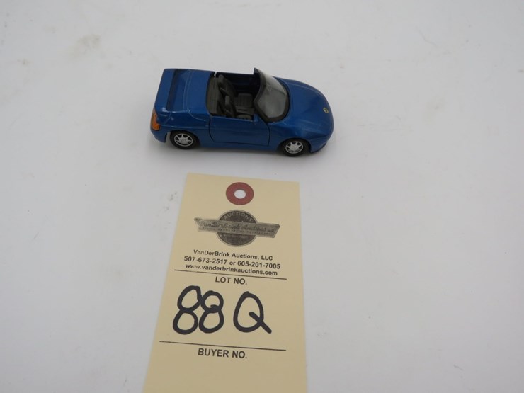 toy-car-grouping-image-4