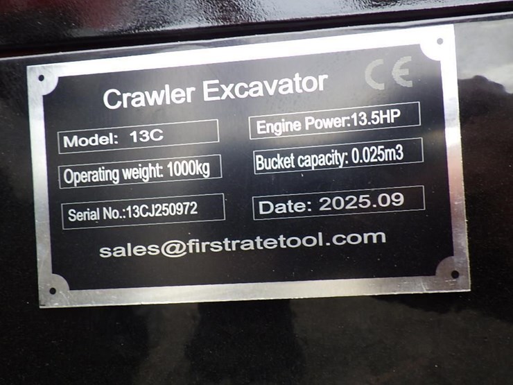 2025-vicsec-13c-hydraulic-excavator-image-26