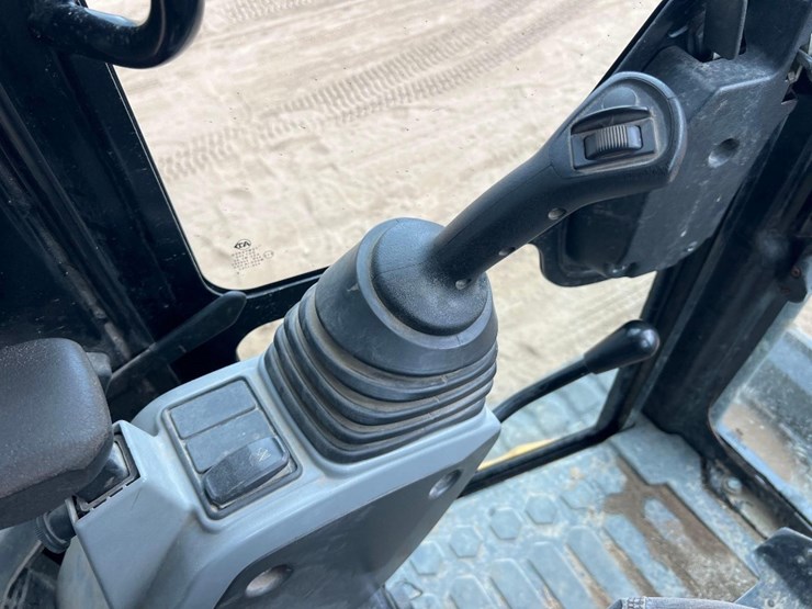 caterpillar-304e2-cr-image-34