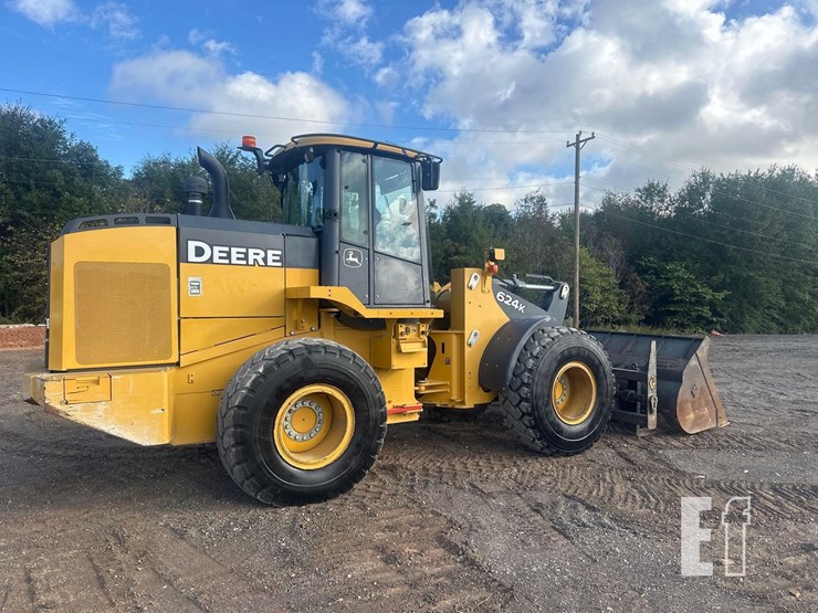 2017-deere-624kii-image-3