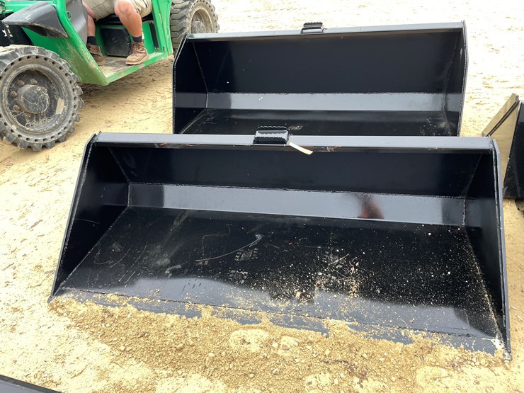 #2008-•-new-kc-78"-skid-steer-bucket-image-2