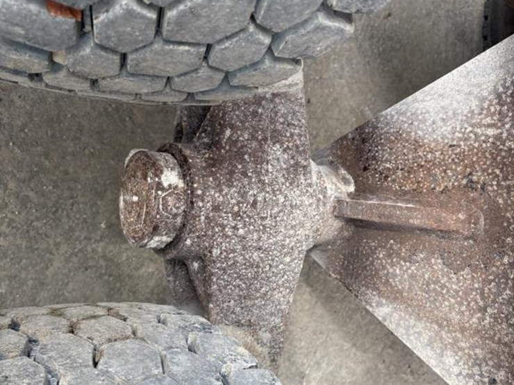 mack-rd688s-image-57