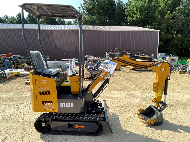 #207-•-new-rt12r-mini-excavator-image-6