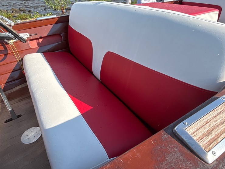 #100-•-1959-chris-craft-runabout-boat-image-17