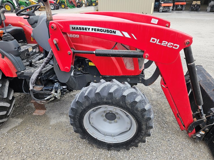 massey-ferguson-4609-image-19