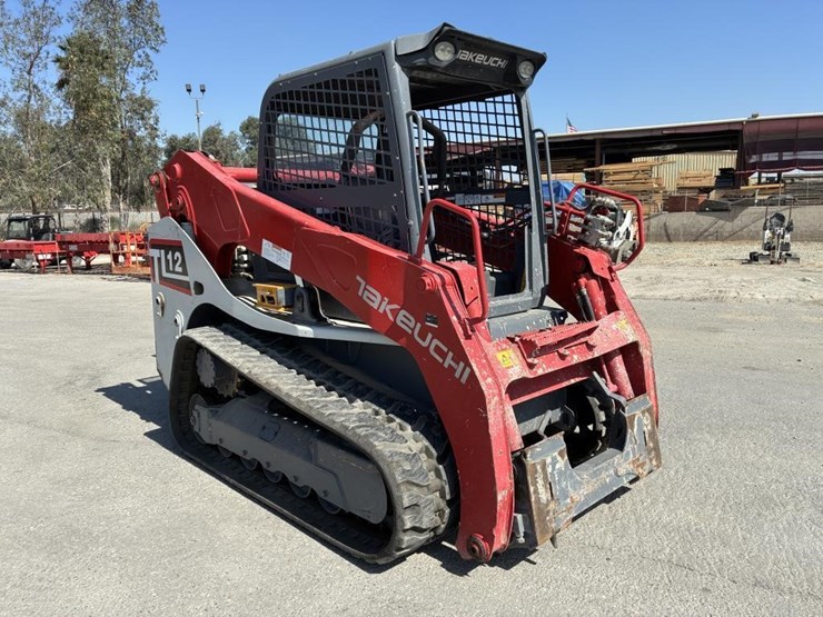 2016-takeuchi-tl12v2-image-2
