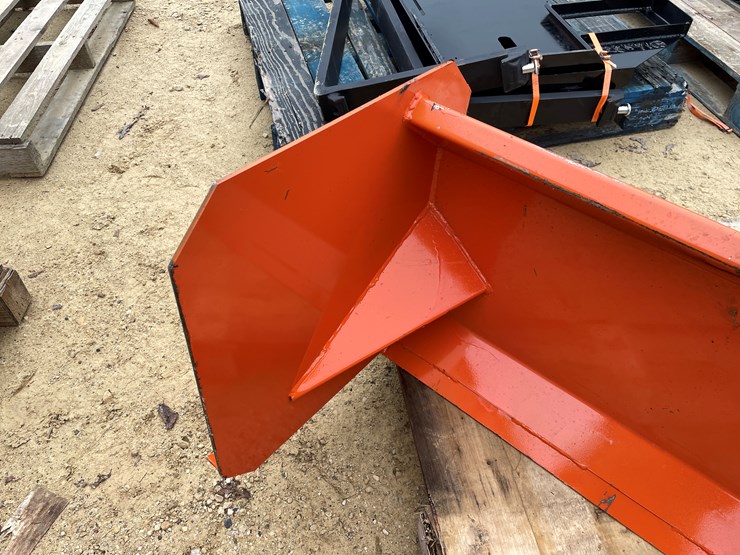 #2025-•-new-kc-mini-48"-snow-pusher-image-9