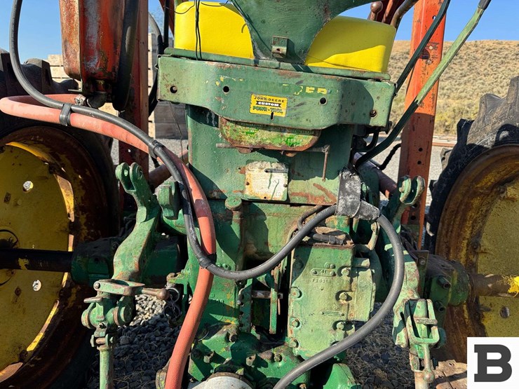 john-deere-630-image-29