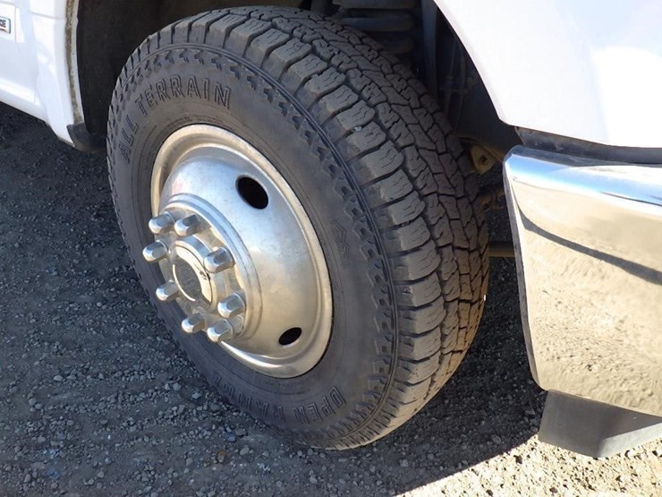 2019-ford-f350-image-14