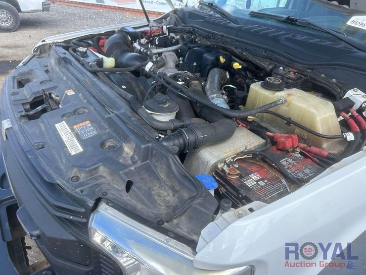 2019-ford-f550-image-40