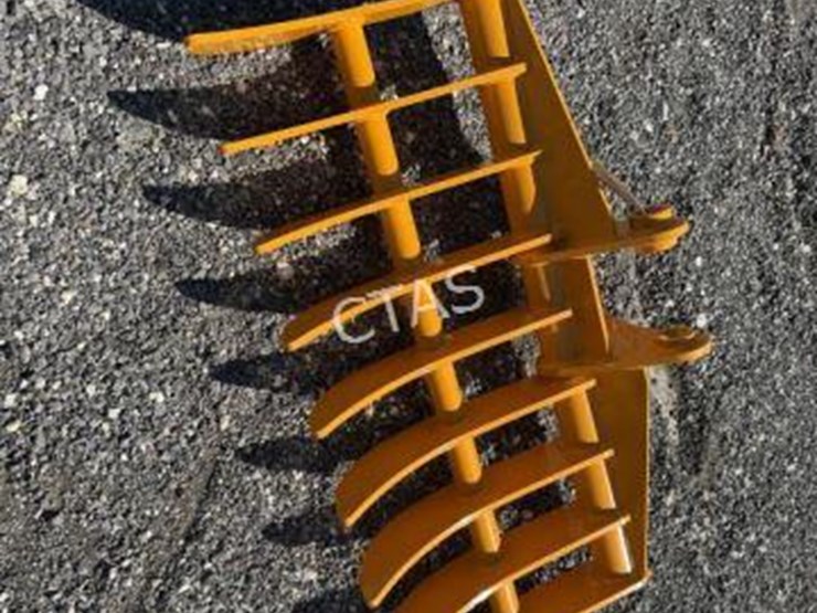 #132-•-44"-cat305-rake-for-excavator-image-3