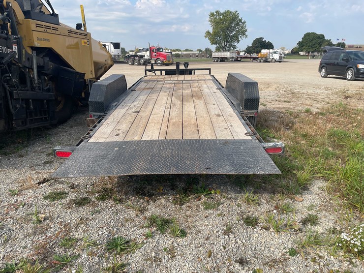 #8618-•-2021-pj-20'-tilt-deck-equipment-trailer-(has-wi-title)-(aps)-image-6