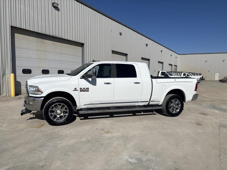 2018-dodge-ram-2500-image-1