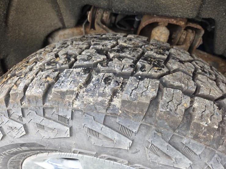2018-chevrolet-2500-image-52