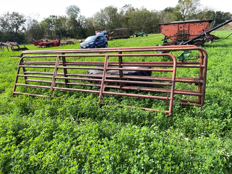 #4460-•-(3)-cattle-gates-image-1