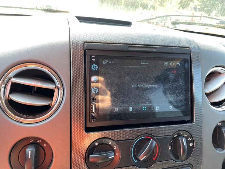 2005-ford-f150-image-64