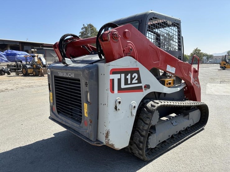 2016-takeuchi-tl12v2-image-3
