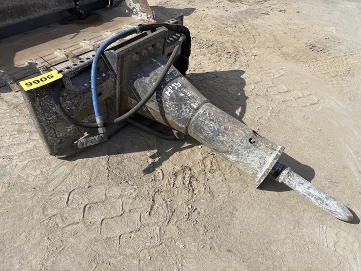 bobcat-hb980-image-1