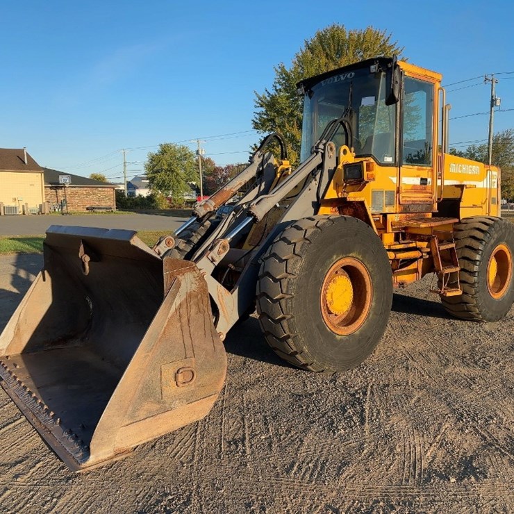 1992 VOLVO L90