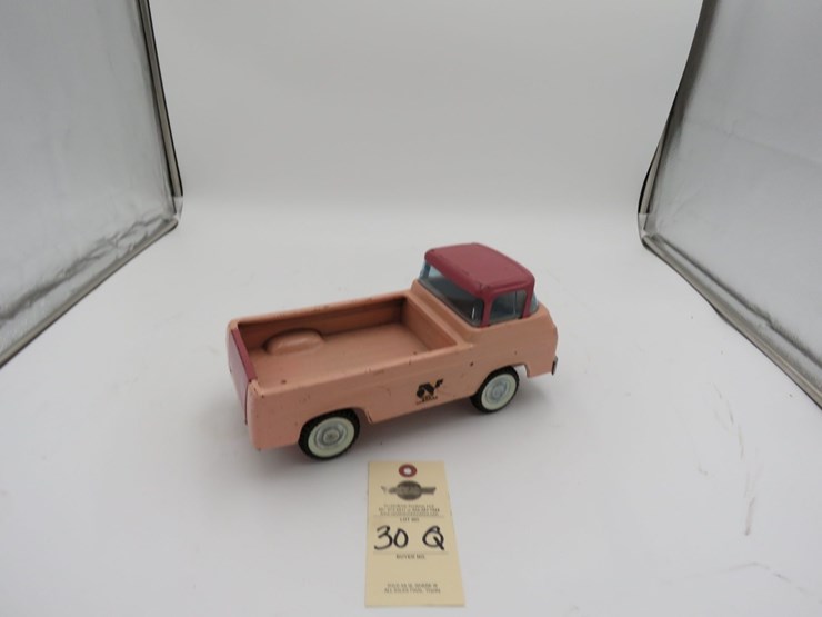 nylint-pink-ford-econoline-pickup-truck-image-3