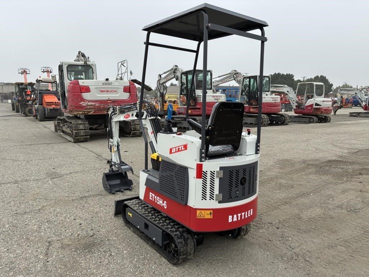 2025-bttl-et15h-6-hydraulic-excavator-image-4