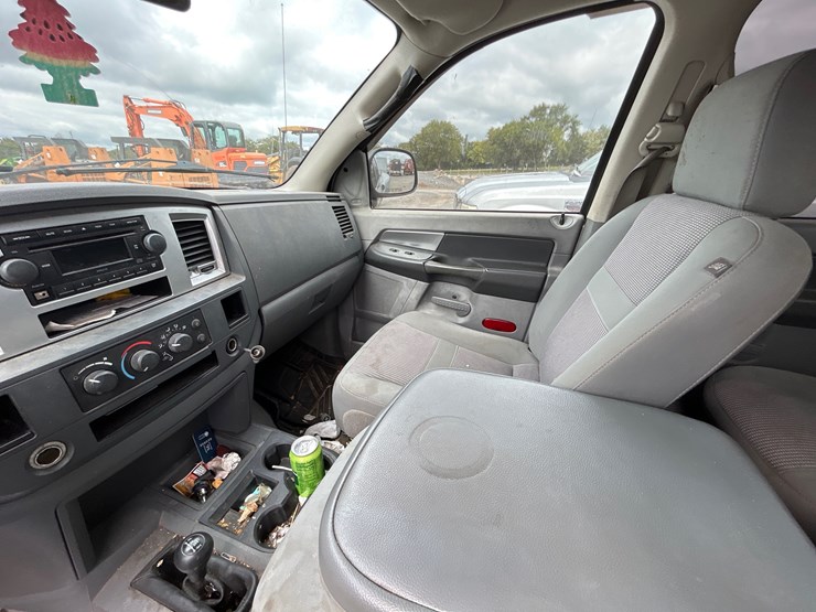 2007-dodge-3500-image-9
