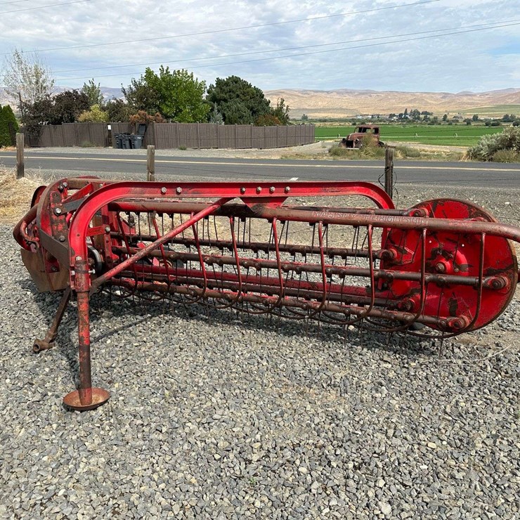 MASSEY-FERGUSON 25