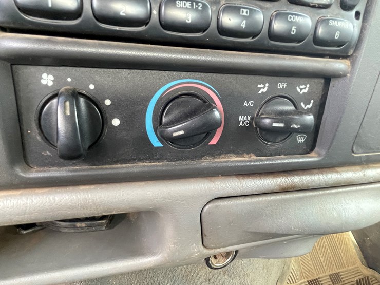 2003-ford-f250-image-38