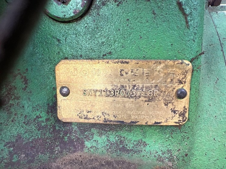 john-deere-3020-image-32