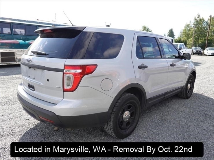 2015-ford-explorer-image-12
