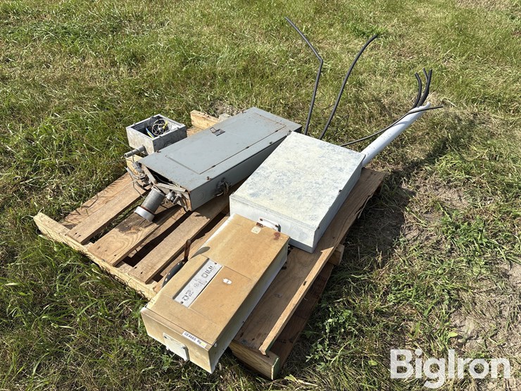 ge-220-volt-electric-panels-image-9