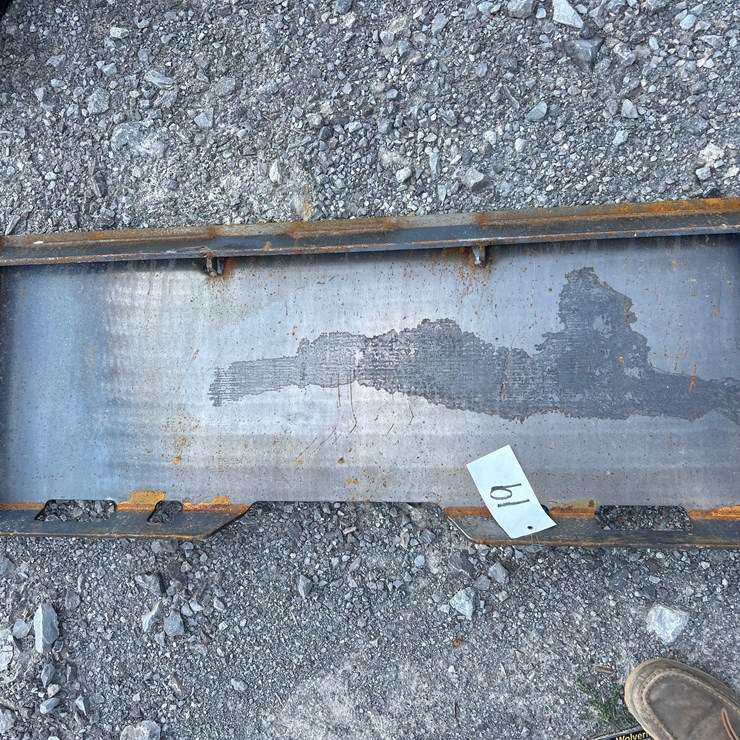 #19 • (1) SKID STEER MOUNT PLATE