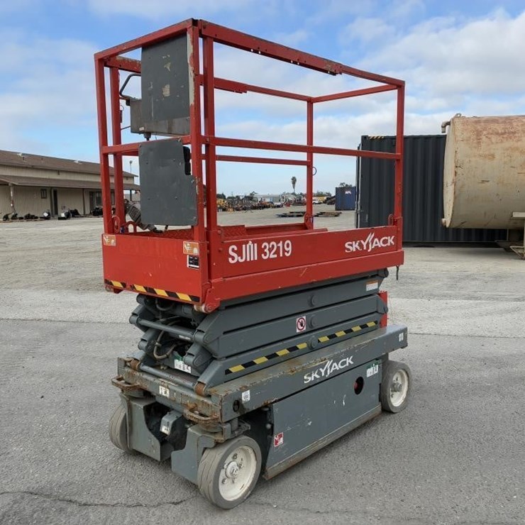 Skyjack SJ-3219 Scissor Lift