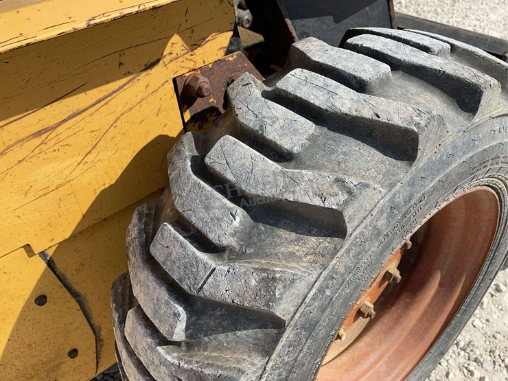new-holland-lx665-turbo-image-17