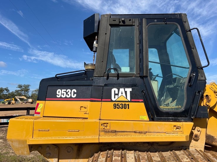 caterpillar-953c-image-30