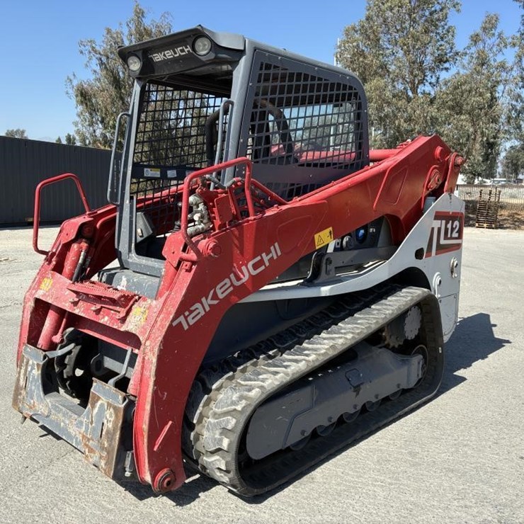 2016 TAKEUCHI TL12V2