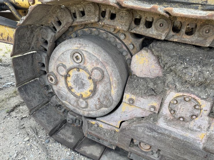 caterpillar-953-image-31