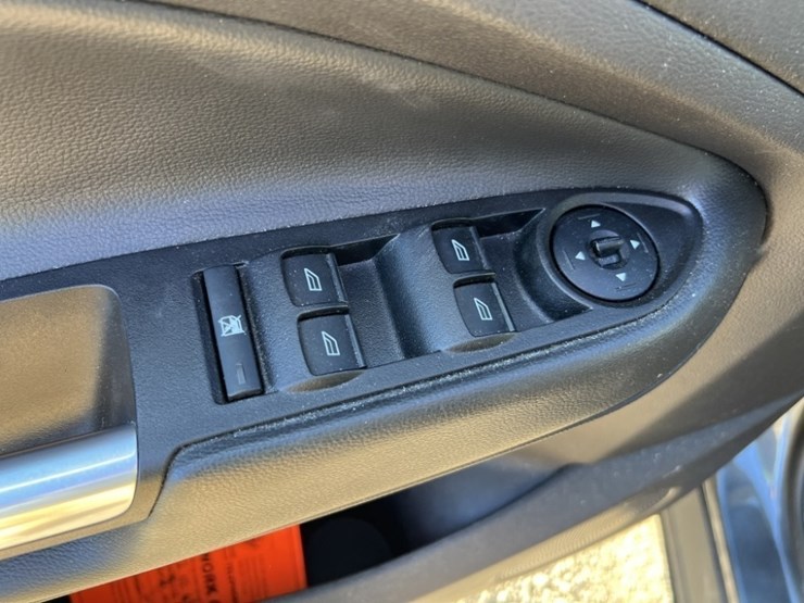 2017-ford-escape-image-25
