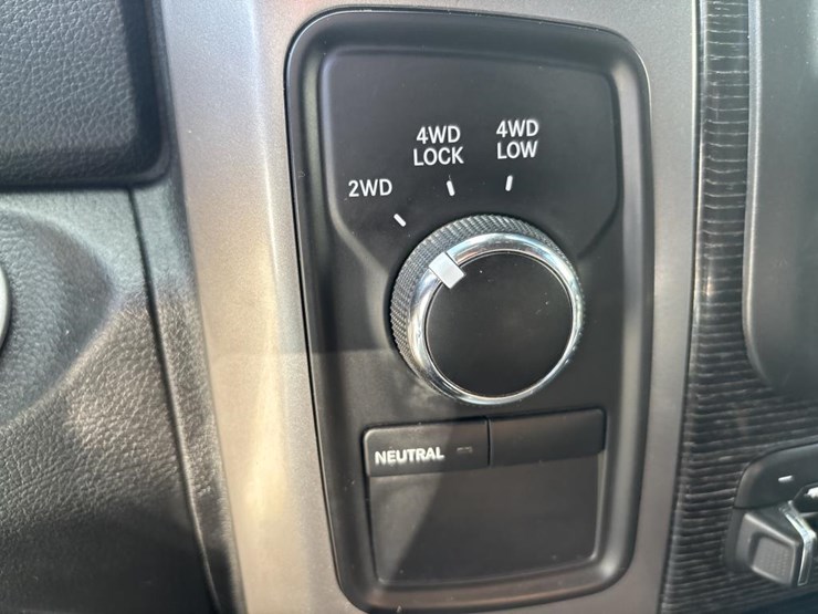 2018-dodge-ram-2500-image-39