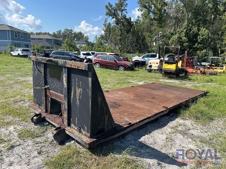 22ft-rollback-flatbed-body-with-winch-image-2
